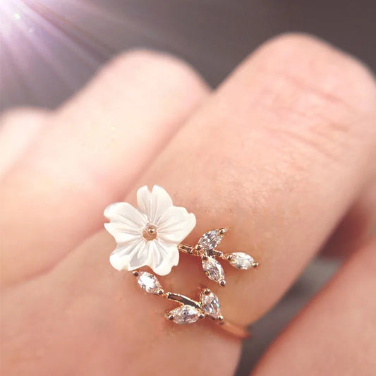 Delicate Zircon Leaf Shell Flower Adjustable Ring For Women Ladies Girls Rose Gold Color Finger Bague Jewellry Gift
