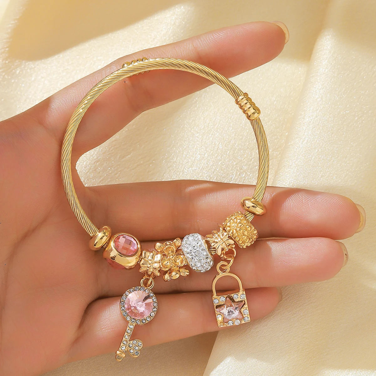 1PC Women's Fashion Pan Family Multi Element Beaded Key Lock Bracelet Bracelet Date Travel Banquet Party Festival Dressing Gift