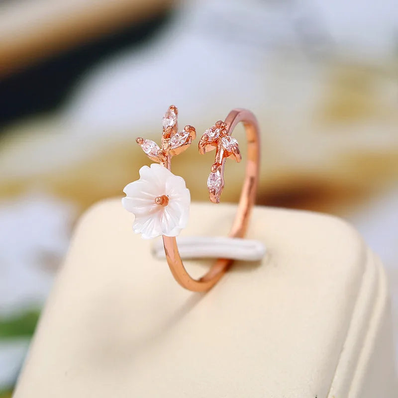 Delicate Zircon Leaf Shell Flower Adjustable Ring For Women Ladies Girls Rose Gold Color Finger Bague Jewellry Gift