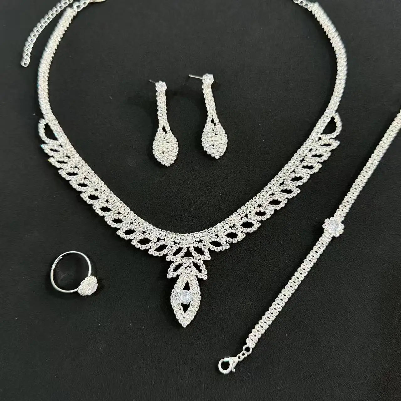 New hollow leaf necklace, earrings, bracelet, ring, four piece set, bridal wedding rhinestone accessories