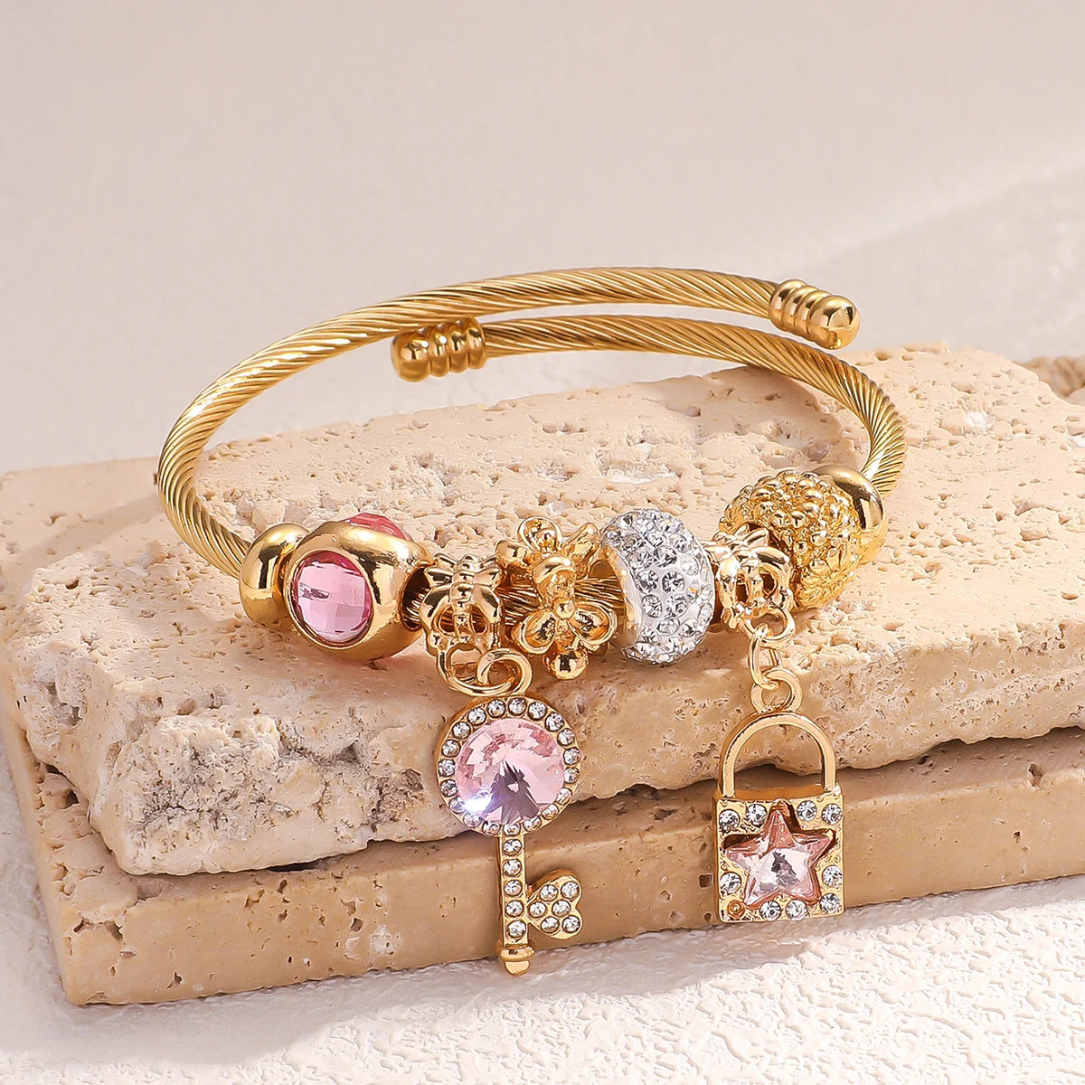 1PC Women's Fashion Pan Family Multi Element Beaded Key Lock Bracelet Bracelet Date Travel Banquet Party Festival Dressing Gift